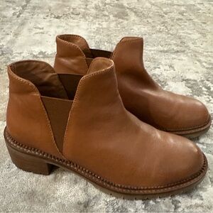 Seychelles Tan Leather Boots